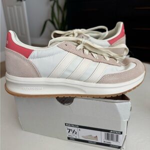 Adidas Women's Run 70s 2.0 Sneakers, Size 7.5, White/Pink/Tan